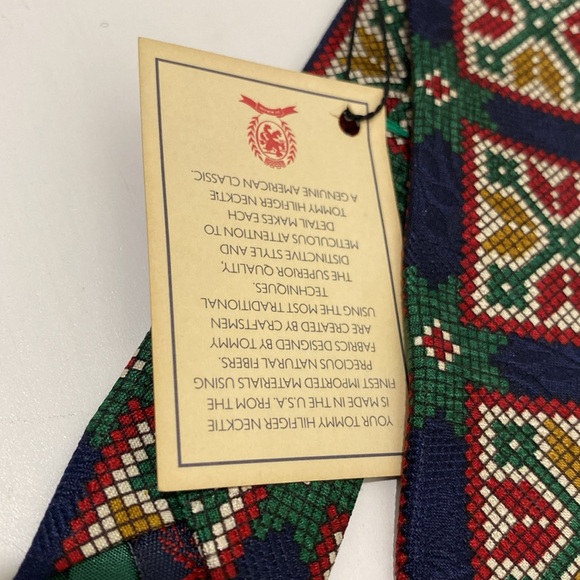 NWT Vintage Tommy Hilfiger Cross Stitch Snowflake Pattern  💯% Italian Silk Tie - Picture 5 of 7